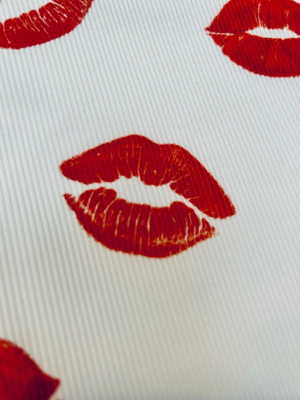 Alice + Olivia Allen Tank Top in Lips size S NWT $135 - Picture 12 of 15
